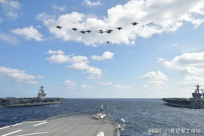 美国、日本2+3艘航母在菲律宾海举行联合军事演习 - 2