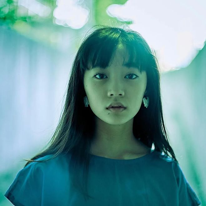 日本14岁女生被选为苏打MV女主角！网友：有点像小松菜奈… - 3