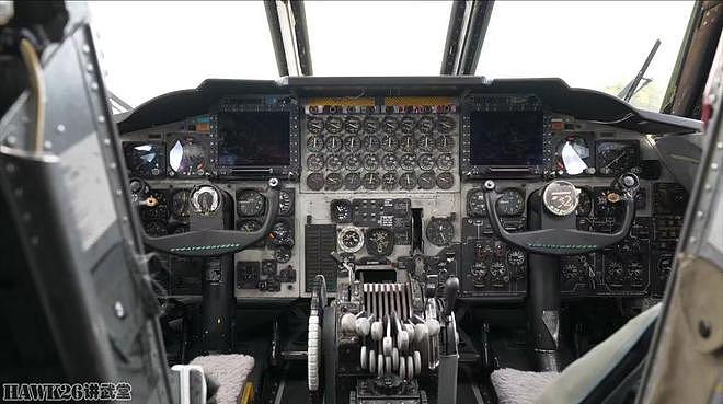 最终版B-52渲染图公布：配备新型发动机 安装“超级大黄蜂”雷达 - 13