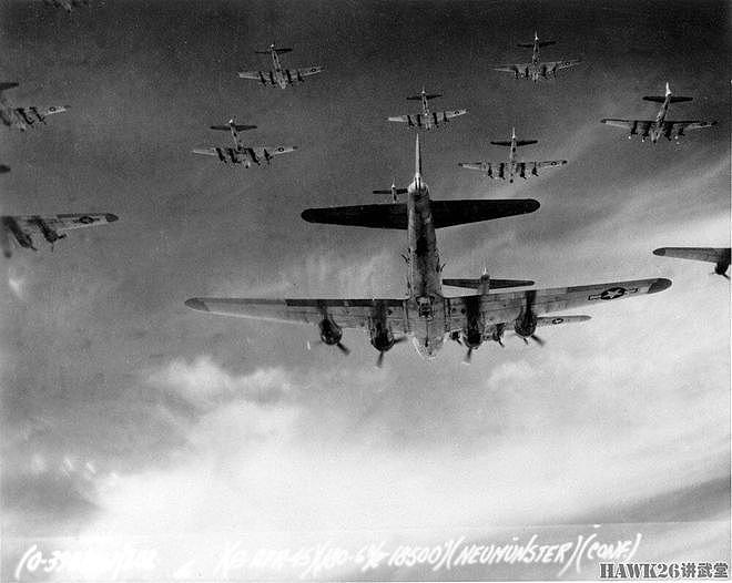 《空战群英》再现二战时期美军B-17轰炸机征战史 机枪手居功至伟 - 19