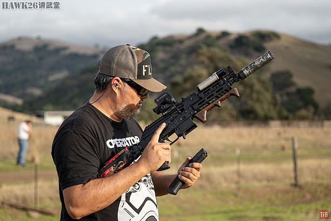 评测：棕榈州兵工厂公司AK-V手枪 9mm口径的卡拉什尼科夫枪械 - 17