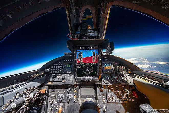 前所未见：专业摄影师为我们捕捉U-2高空侦察机飞行时的精彩瞬间 - 9