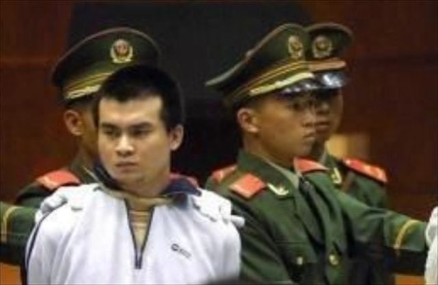 21岁美女死刑犯刘冬梅，因一只手镯露馅，枪决前反复念叨一句佛语 - 6