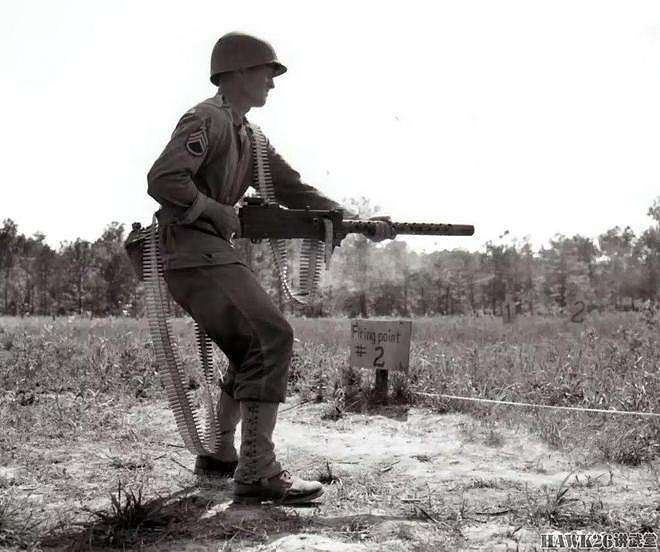 勃朗宁M1919A6轻机枪 二战时期无奈的妥协产物 实战效果超乎预期 - 7