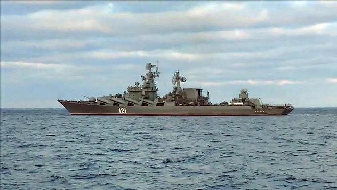 “莫斯科”沉没疑云，是内部管理问题，还是被乌克兰反舰导弹击沉 - 1