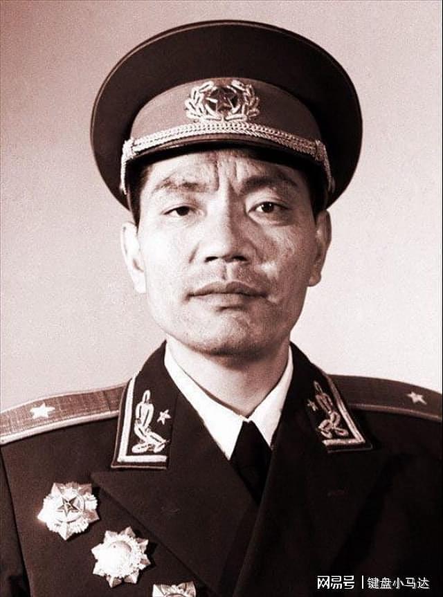 李德生任北京军区司令员时，军区副司令有几位，他们都是谁 - 12