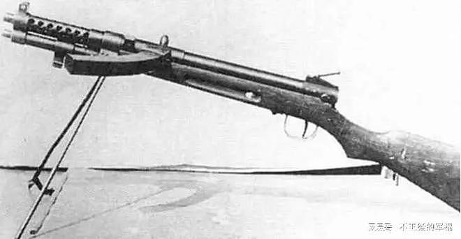 二战冲锋枪的混乱定位：表尺1000米，二战日军冲锋枪是怎么跑偏的 - 12