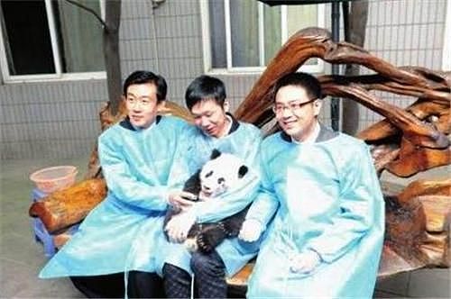 2006年，制作超级病毒“熊猫烧香”的李俊，出狱后为何再次被捕？ - 5