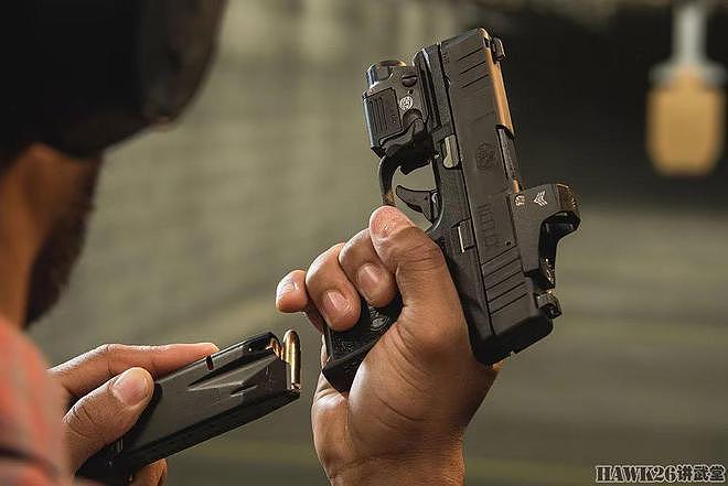 FN公司全新类别Reflex微型紧凑型手枪 内置击锤设计 深度隐藏携带 - 1