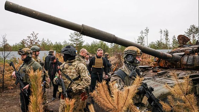 大批先进武器装备到位 乌克兰为俄军准备了哪些“惊喜”清单？ - 2