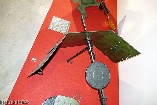 二战苏联防弹掩体 曾用于列宁格勒战场 残存的弹孔令人触目惊心 - 9