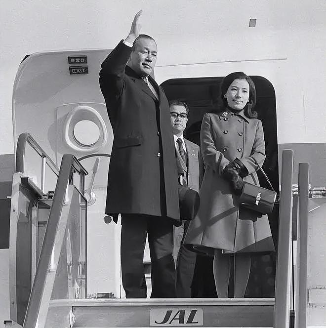 1972年日本首相访华，会谈说错4个字，周总理提醒：小心后果严重 - 1