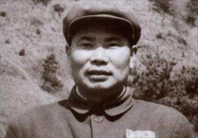 他是“三杨”中的大哥，接替邓小平担任总参谋长，79岁再续弦 - 2