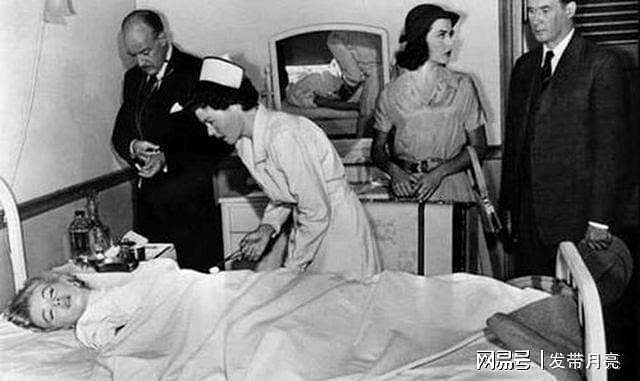 1961年，梦露挑衅杰奎琳，称自己和肯尼迪共度春宵，却被一语反杀 - 22