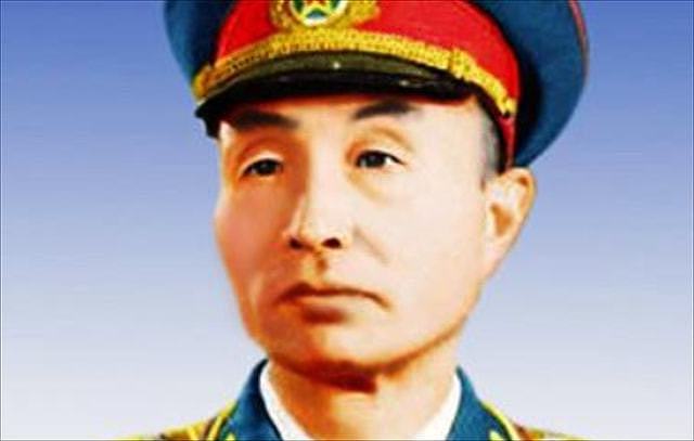 1964年，张爱萍会议中告假离开，周总理将其拦下搜身：保密无小事 - 1