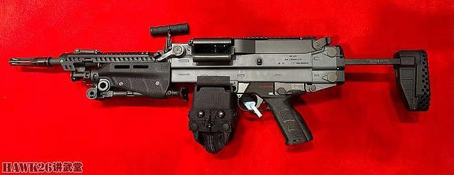 黑克勒-科赫公司展示HK421机枪 由MG5发展而来 重量更轻性能更强 - 3