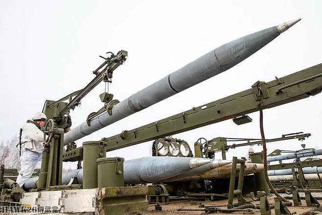 细说：俄罗斯新型火箭炮神秘现身 引出一段9K57“飓风”三国演义 - 16
