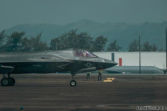 图说：美国海军陆战队菲律宾演习 F-35B“闪电II”挂载弹药全过程 - 16