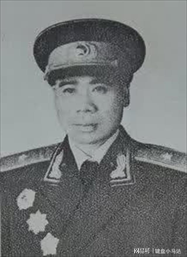 李德生任北京军区司令员时，军区副司令有几位，他们都是谁 - 20