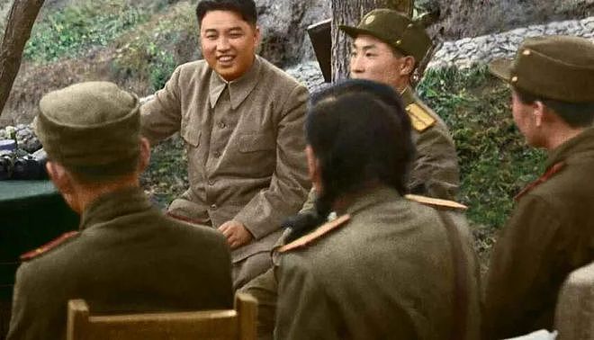朝鲜战争时金日成不愿将指挥权交给彭德怀，苏联表态后，怂了 - 4
