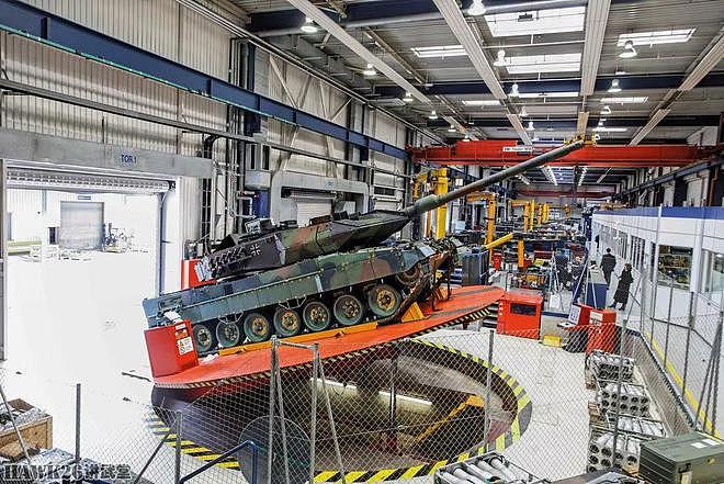 走进：克劳斯-玛菲·韦格曼集团坦克生产车间 豹2如何从这里驶出 - 1