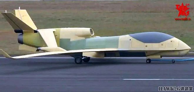 海外谈中国：轰-6N携带鹰击-21反舰弹道导弹 空射航母杀手亮相 - 6
