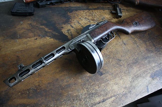二战苏联红军曾用过的21种轻武器，冲锋枪可不只有波波沙一种 - 10