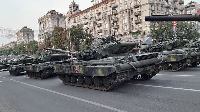 乌克兰最后的堡垒T-84坦克能够抵御俄罗斯的钢铁洪流吗？ - 1