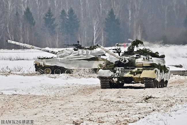 俄罗斯西部军区坦克部队完成校射工作 主炮发出怒吼 进入备战状态 - 5