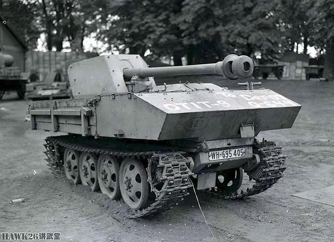 图说：RSO自行反坦克炮 履带式牵引车魔改型号 弄巧成拙的典型 - 28
