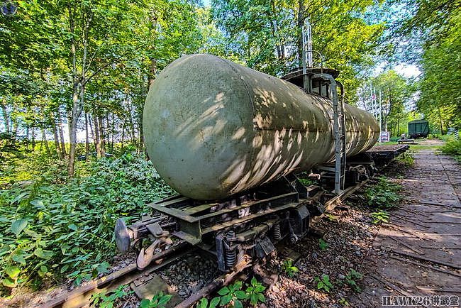 图说：圣彼得堡附近的装甲列车展示区 纪念卫国战争期间传奇部队 - 37