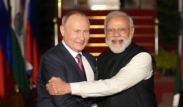 在西方与俄罗斯之间“骑墙”乌克兰危机为何让印度陷入两难？ - 1