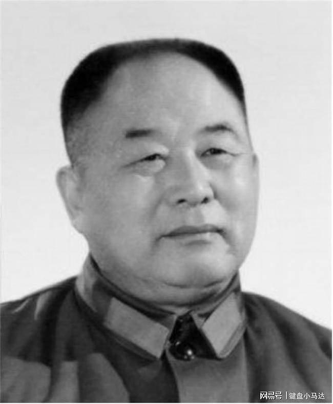 李德生任北京军区司令员时，军区副司令有几位，他们都是谁 - 1