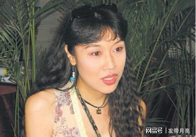 中国最早变性人，比金星还早12年，丈夫到死都不知其曾是男人 - 1