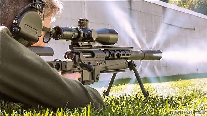 瑞士日内瓦州警察干预小组成立50周年宣传照 解读奇怪的狙击步枪 - 5