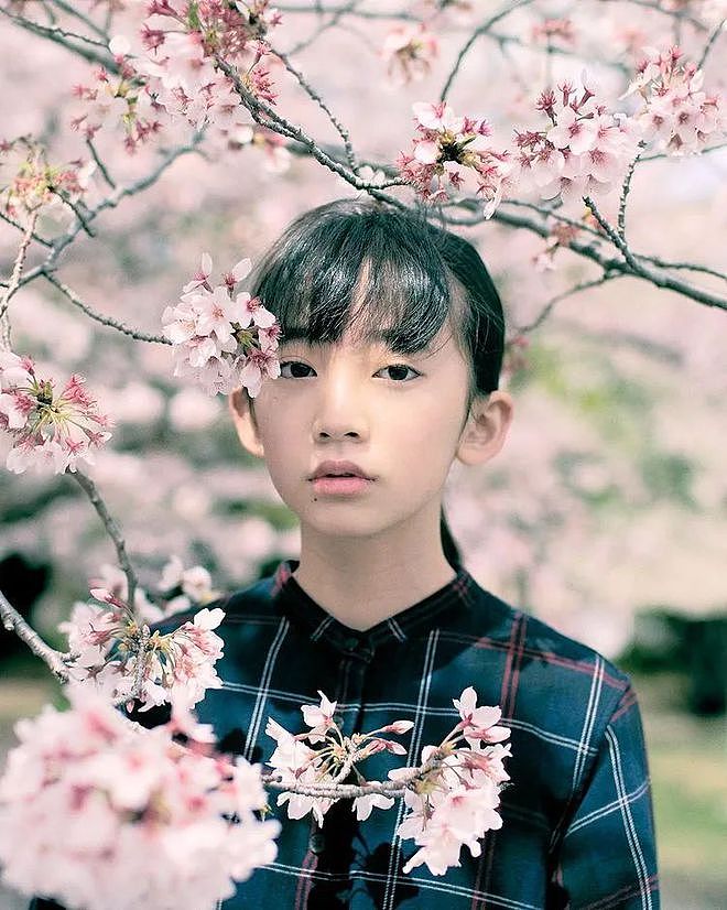 日本14岁女生被选为苏打MV女主角！网友：有点像小松菜奈… - 20