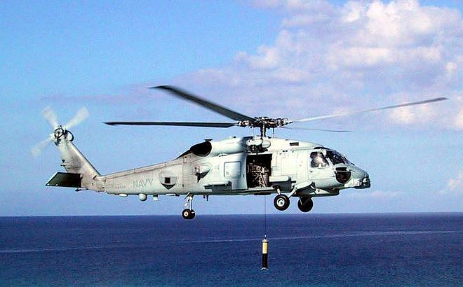 1亿美元一架！美国卖给西班牙的MH60R海鹰直升机，为何比F35还贵 - 1
