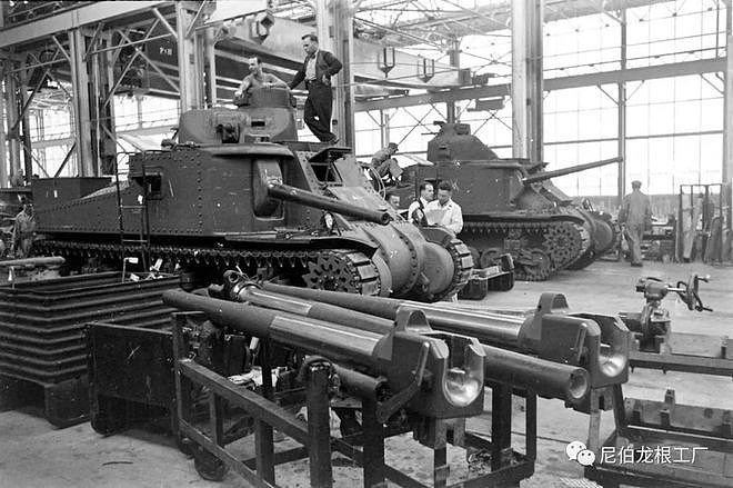 汽车城日常：二战美军M3中型坦克的生产线留影 - 23