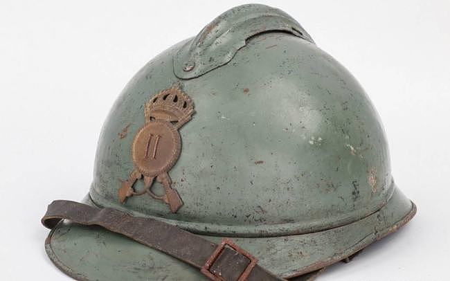 二战各国钢盔：英法钢盔被嫌弃，美国M1能当锅碗，德国M35成经典 - 2