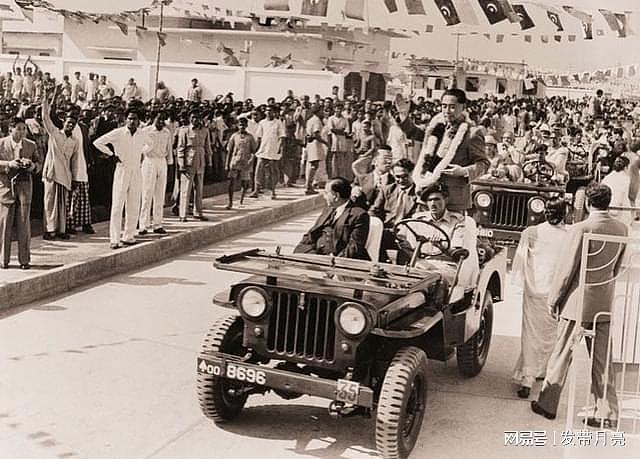 1956年周总理访问巴基斯坦，为什么发火，用英语怒斥记者 - 4