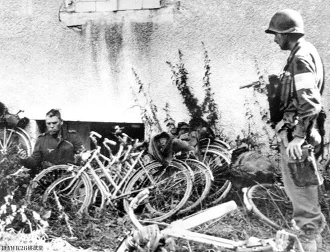 图说：第二次世界大战期间的自行车 为军民提供最方便的交通工具 - 26
