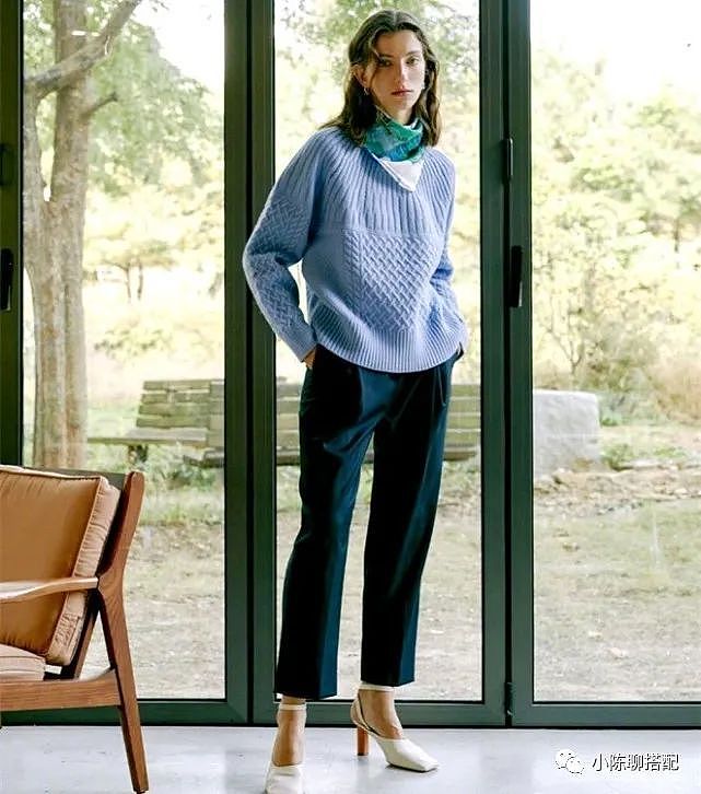 毛衣是秋季必选单品，这些细节不容忽视，才能轻松掌握时尚感 - 9