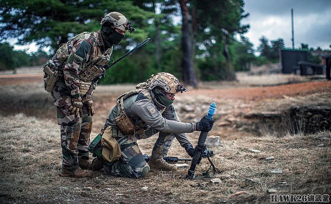 法国精锐部队实战演练 全新武器装备低调亮相 防化科目贯穿始终 - 8