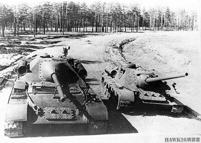 图说：SU-100自行反坦克炮 最强综合战斗力 德国重型坦克终结者 - 6