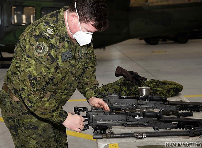 加拿大陆军航空兵赴美国演习 准备武器弹药 进行实弹射击训练 - 3