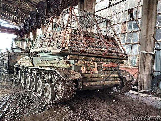 俄罗斯军队测试“FPV遥控坦克”改装自缴获的乌克兰T-72AMT - 10