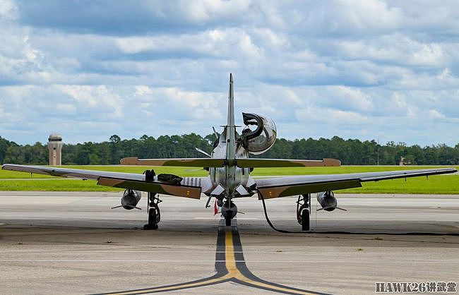 重现二战空军风采：尼日利亚飞行员学习驾驶A-29“超级巨嘴鸟” - 7
