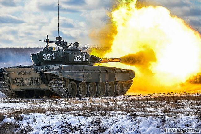 俄罗斯西部军区坦克部队完成校射工作 主炮发出怒吼 进入备战状态 - 1