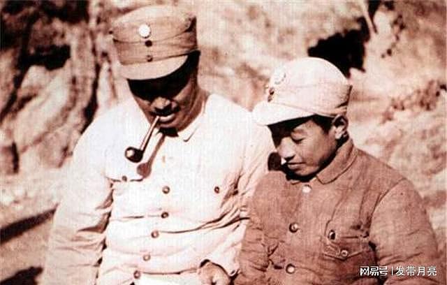 1949年，一名杨姓青年找到贺龙办事处，对警卫说：贺龙是我爹 - 8