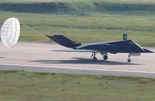 隐身战机F-117夜鹰的原型机与技术直接来源：拥蓝计划 - 7